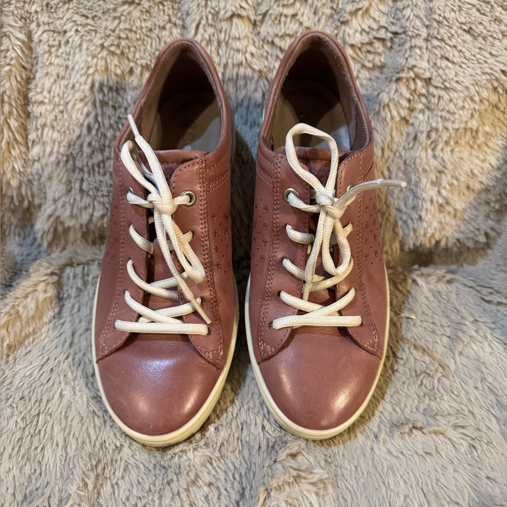 Ecco Fara Ties Rose-dust Leather Sneakers Woman’s Size 39/US 8-8 1/2 EUC